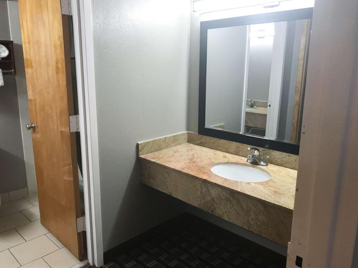 Studio 6 Suites Tupelo, Ms Exteriör bild